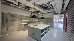 Dapenso Building (D1), Office #634122621